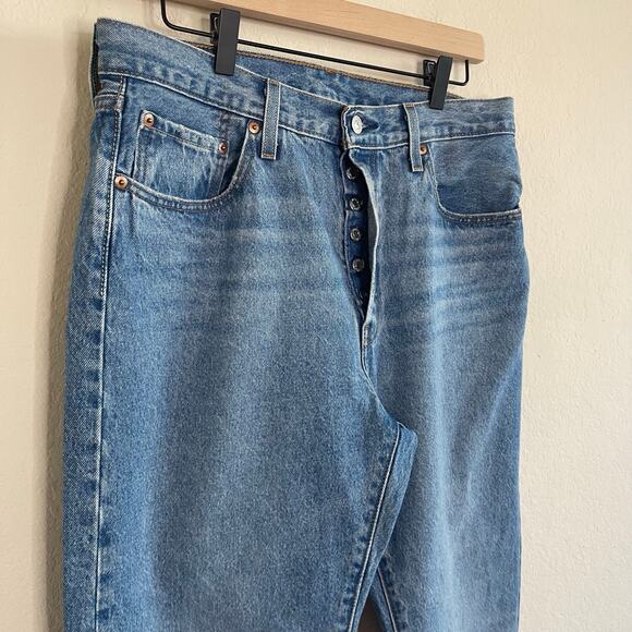 LEVI’s 501 High Rise Denim Jeans Straight Leg Button Fly - Size W32xL26 - Picture 2 of 6
